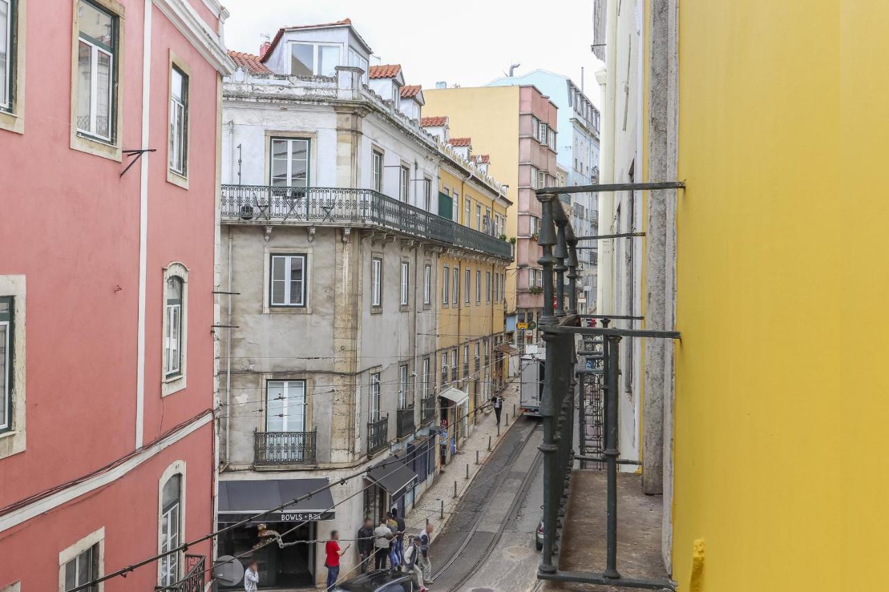 Grand Parliament Duplex By Homing Lägenhet Lisboa Exteriör bild